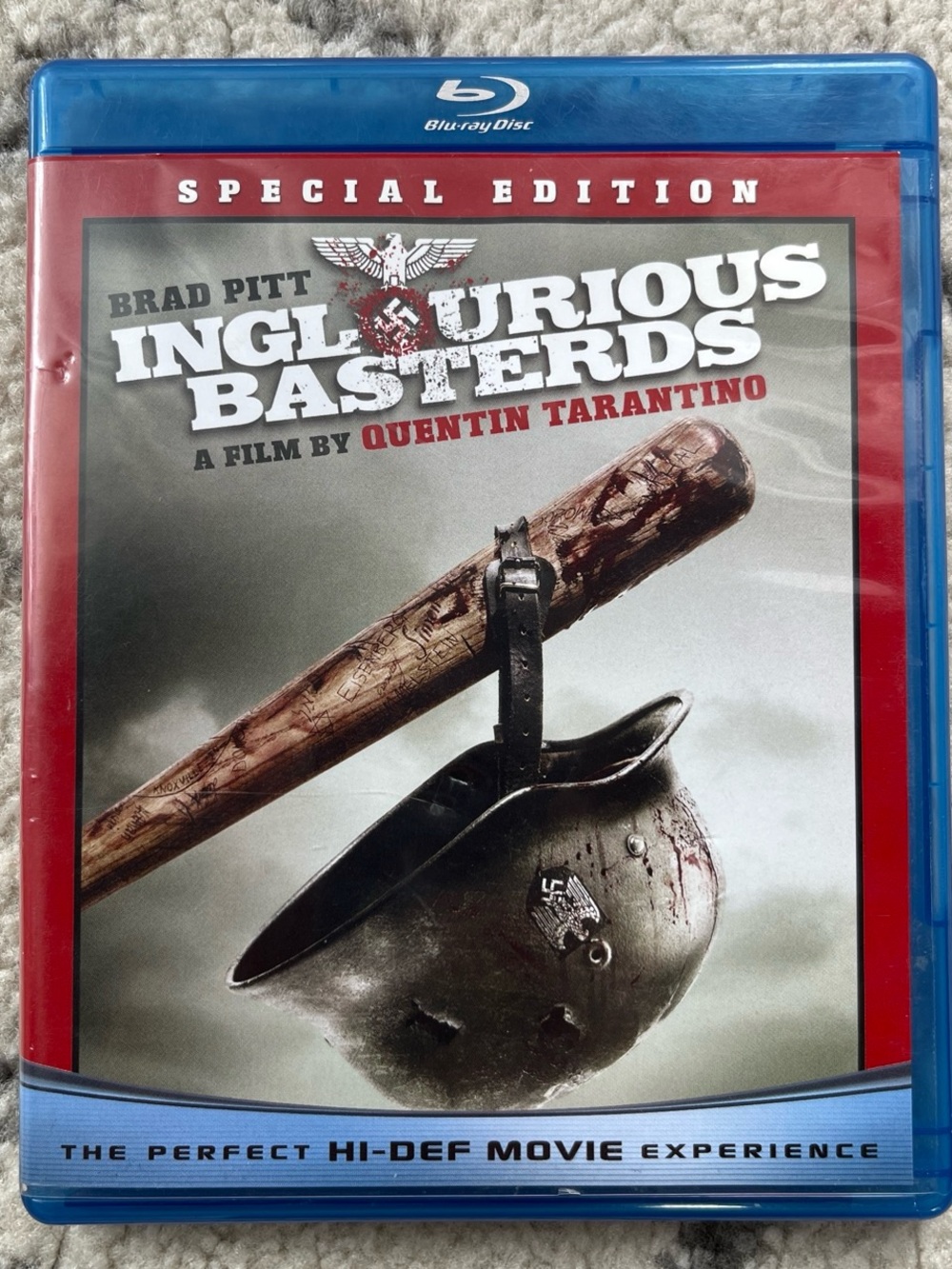 Inglourious Basterds Blu-ray Special Edition - Red & Blue Cover